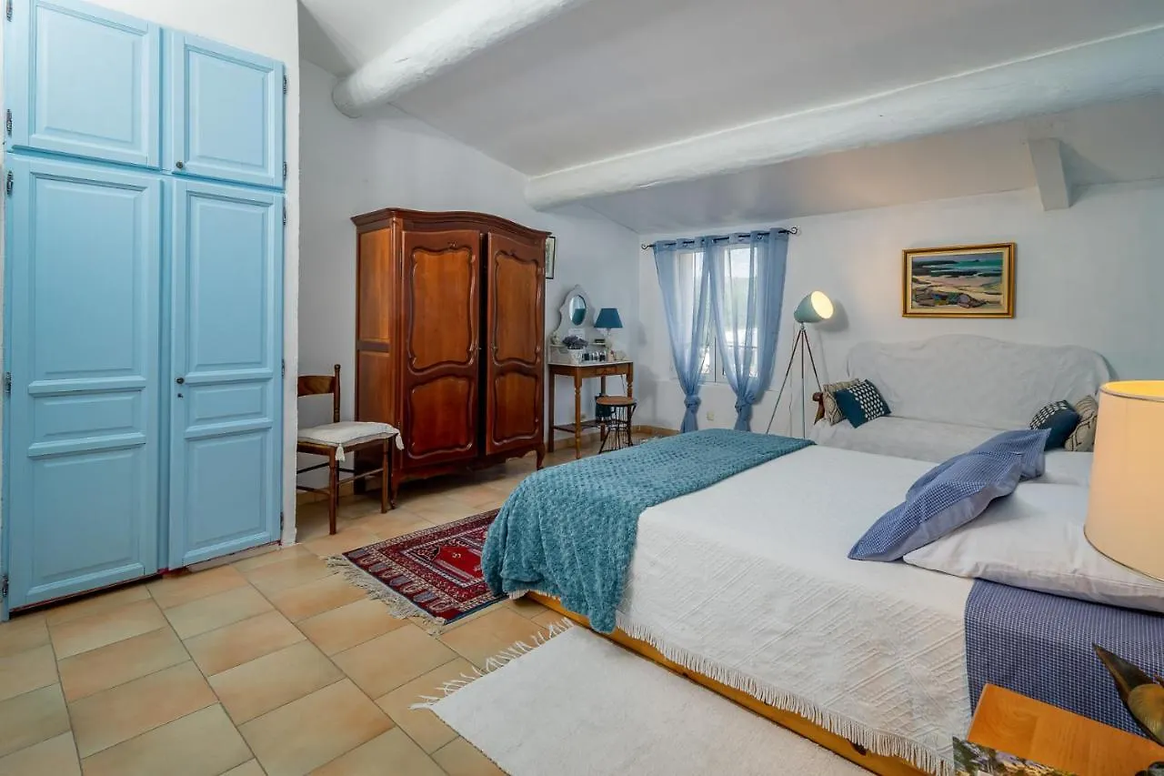 Guest house Clos Des Herissons - Chambres D'Hote - Piscine & Jardin Lauris