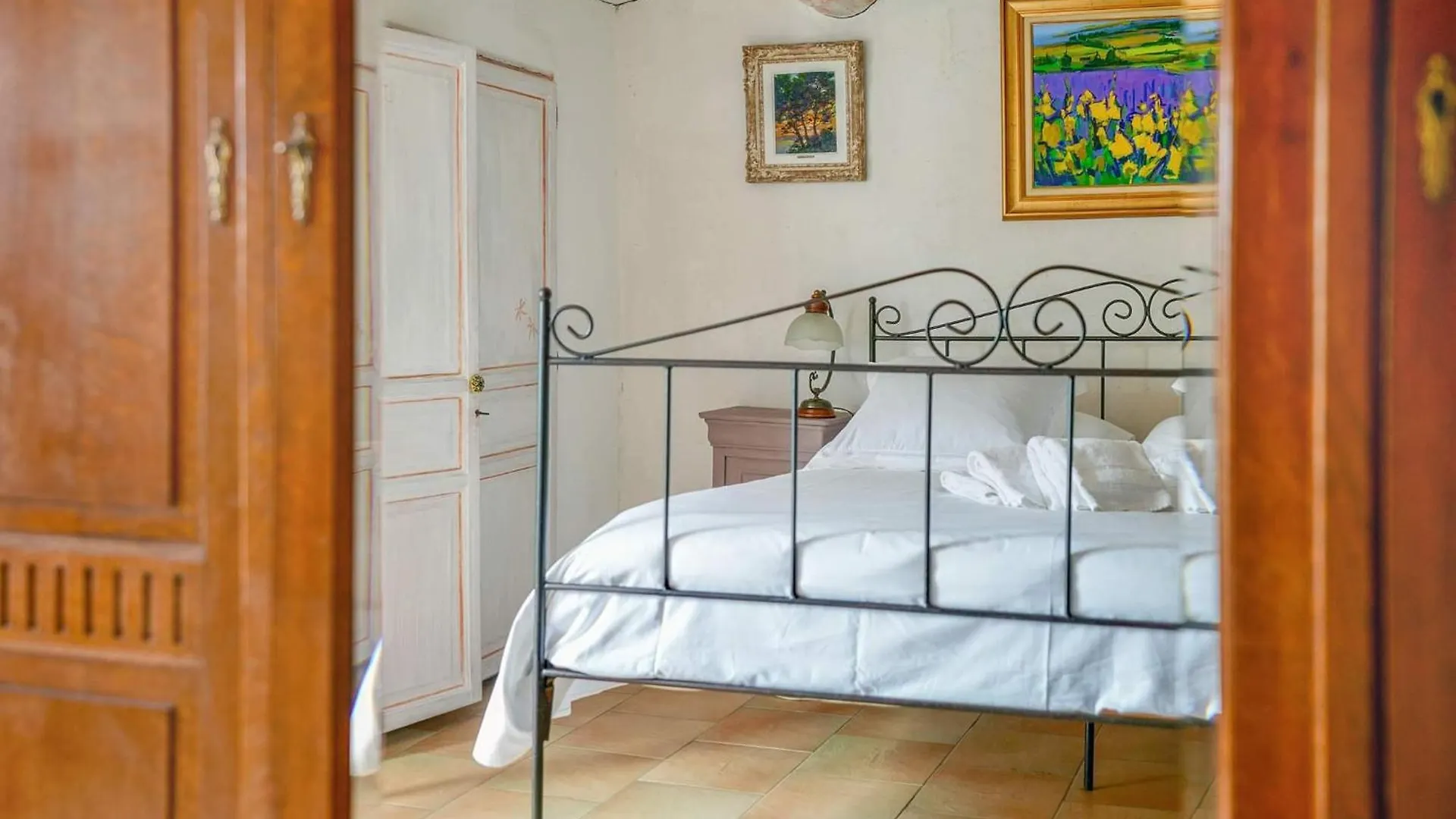 Clos Des Herissons - Chambres D'Hote - Piscine & Jardin Lauris Guest house