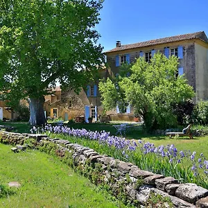 Bed & Breakfast Domaine La Carraire, Lauris